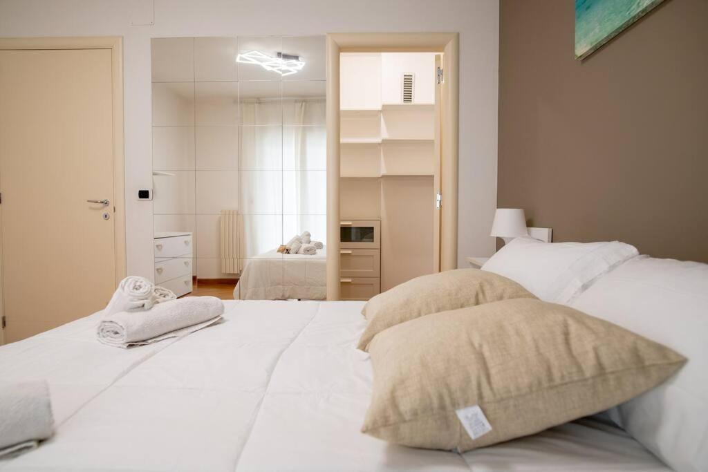 Adriatico HomeMare-Fiera-Centro Bari Eksteriør bilde